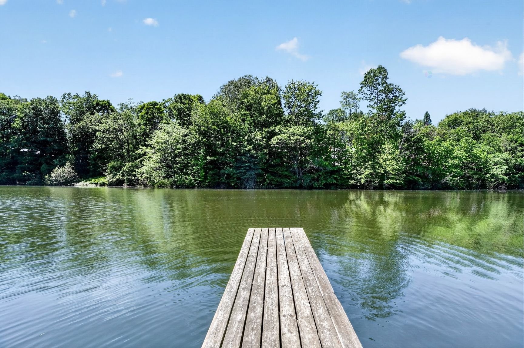 









405


Rue de la Montagne

,
Saint-Calixte,




QC
J0K1Z0

