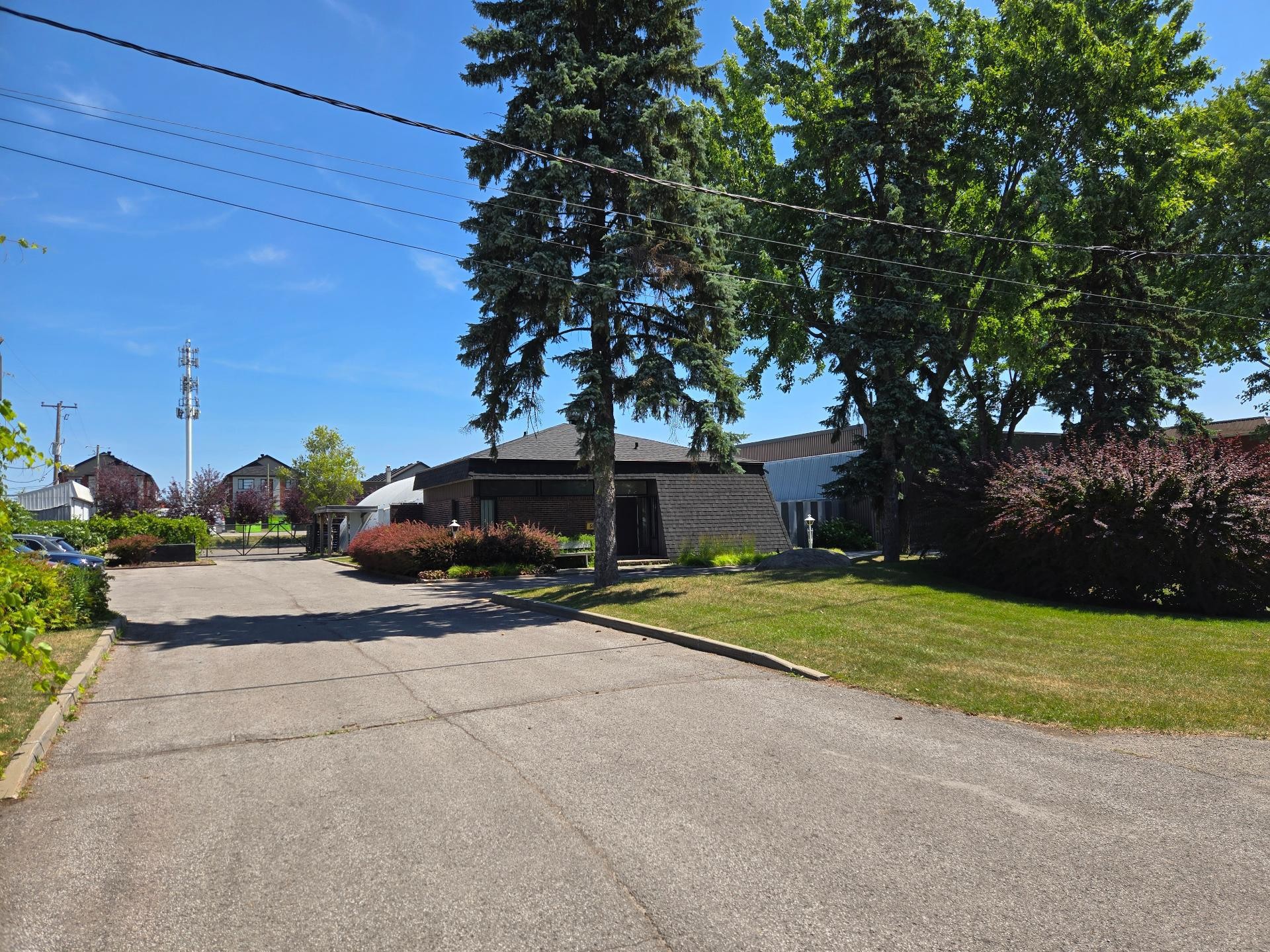 









509

 - 519


Boul. du Curé-Boivin

,
Boisbriand,




QC
J7G2A8

