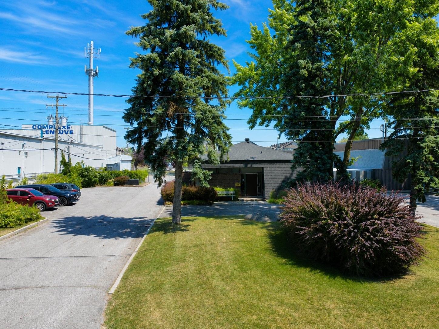 









509

 - 519


Boul. du Curé-Boivin

,
Boisbriand,




QC
J7G2A8

