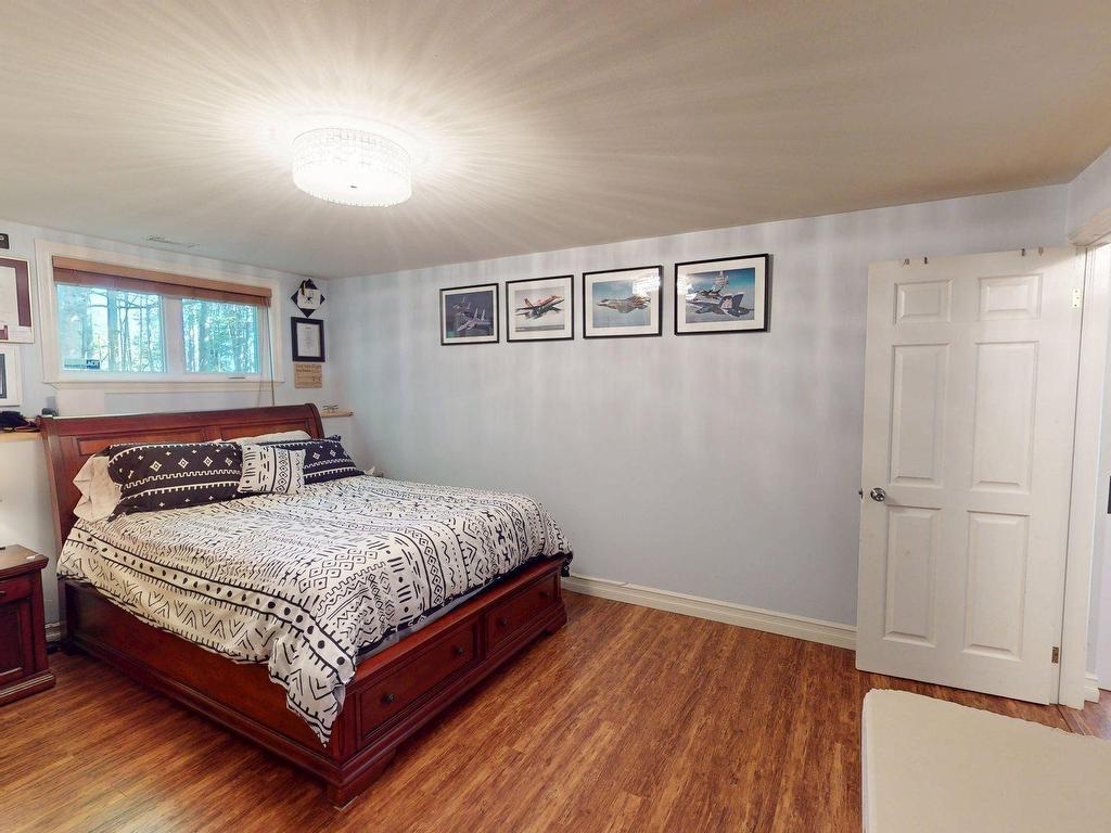 












152 Capri Drive

,
West Porters Lake,




NS
B3E 1L6


