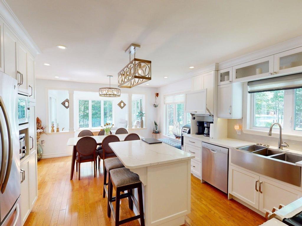 












152 Capri Drive

,
West Porters Lake,




NS
B3E 1L6

