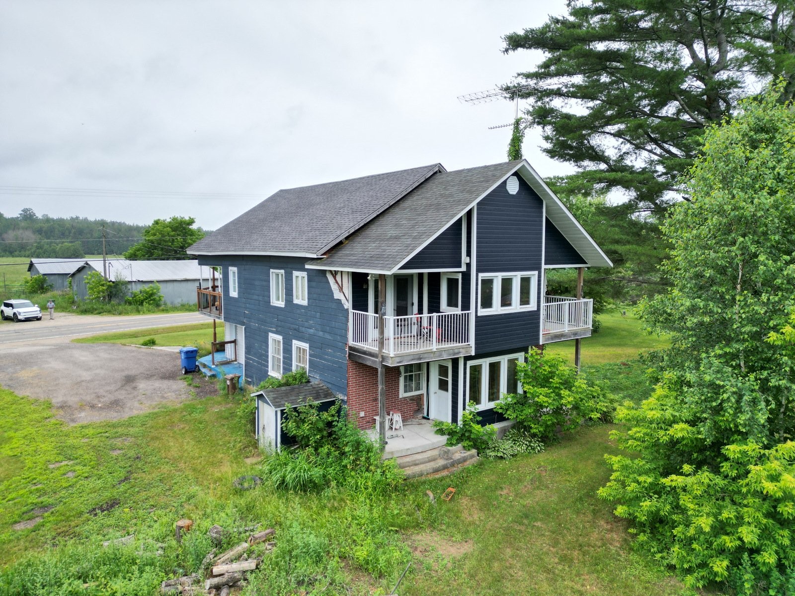 









103


Ch. de Point Comfort

,
Gracefield,







QC
J0X1W0

