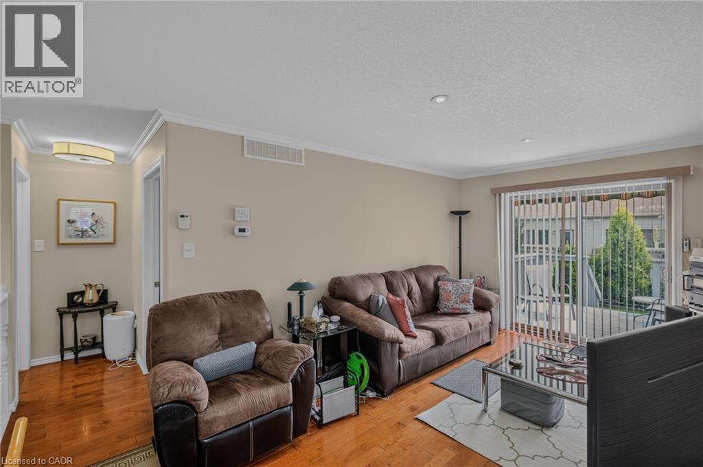 












49 MILLCROFT Drive

,
Simcoe,




Ontario
N3Y0B1

