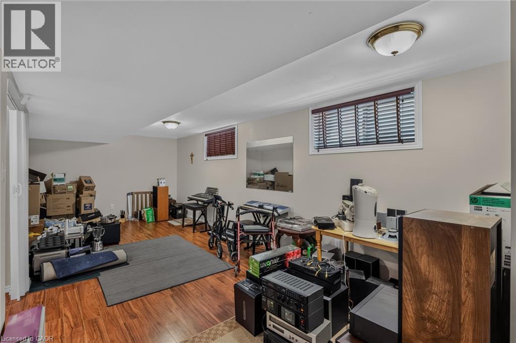 












49 MILLCROFT Drive

,
Simcoe,




Ontario
N3Y0B1


