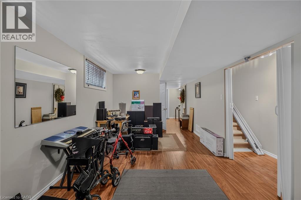 












49 MILLCROFT Drive

,
Simcoe,




Ontario
N3Y0B1

