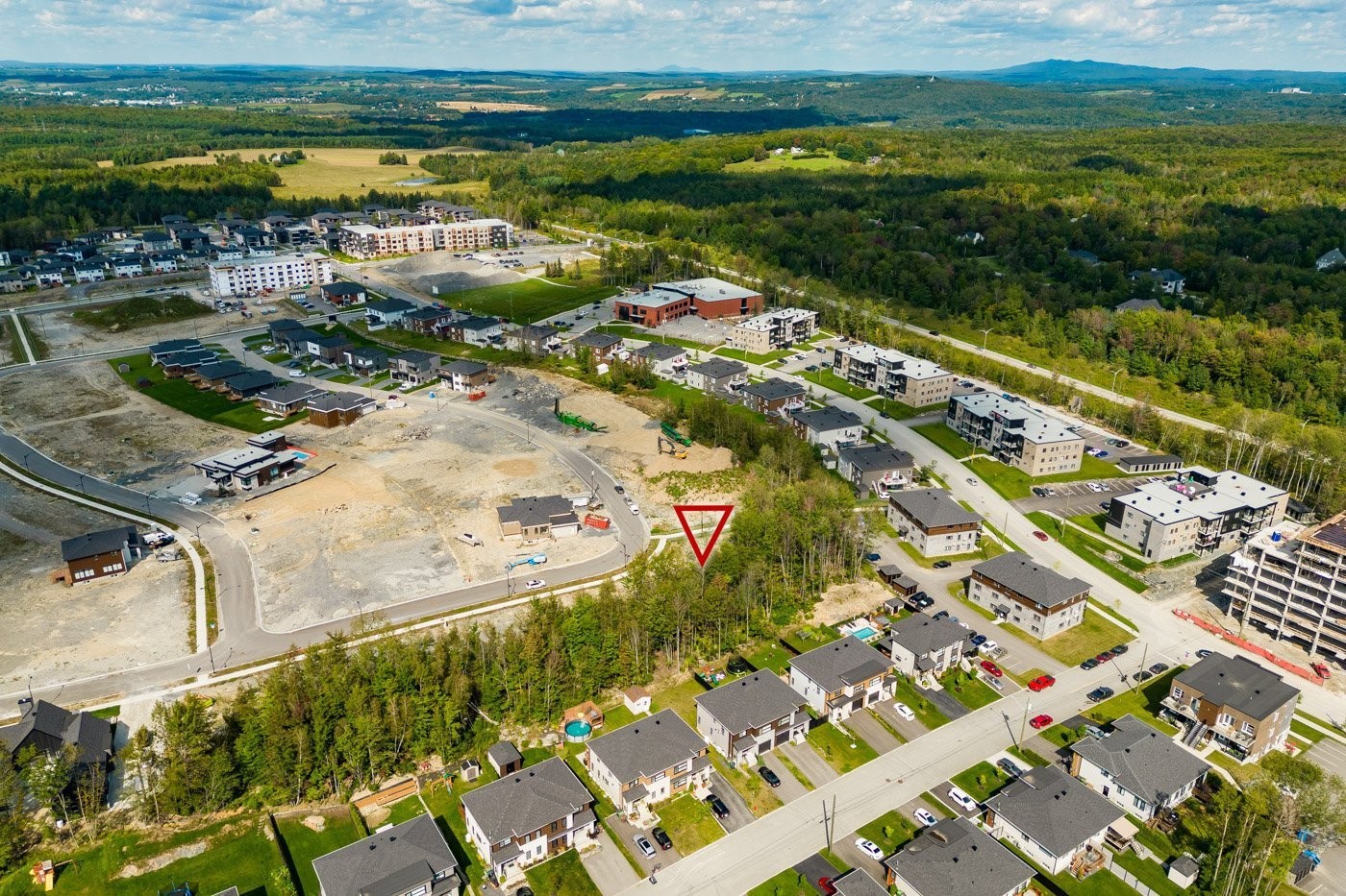 












Rue Alice-Campbell

,
Sherbrooke (Les Nations),







QC
J1L0K3

