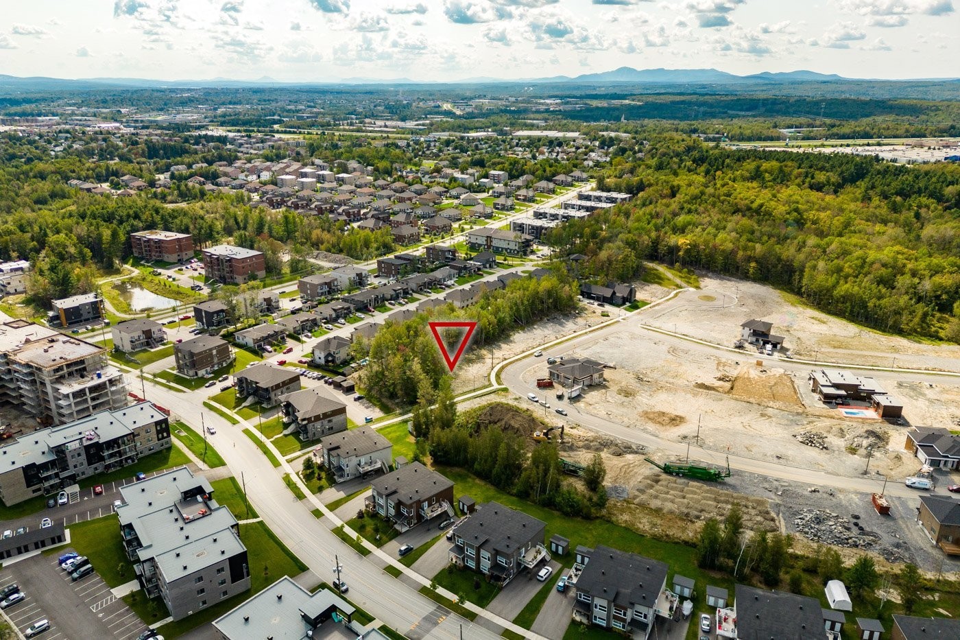 












Rue Alice-Campbell

,
Sherbrooke (Les Nations),







QC
J1L0K3


