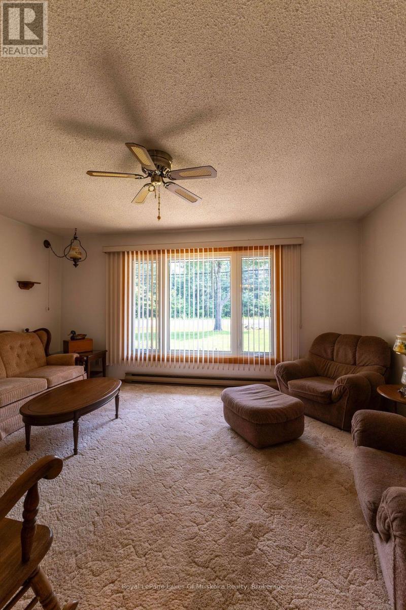 












950 MUSKOKA #3 ROAD N

,
Huntsville (Chaffey),




Ontario
P1H1E2

