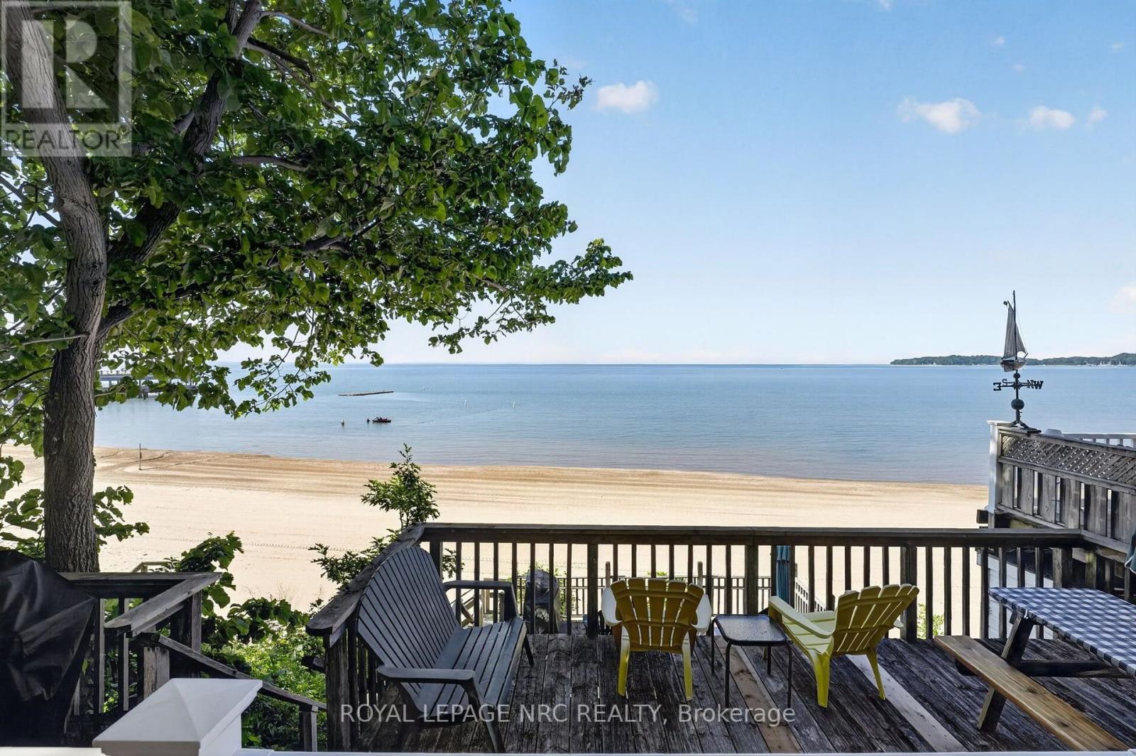












4031 CRYSTAL BEACH HILL LANE

,
Fort Erie (Crystal Beach),




Ontario
L0S1B0

