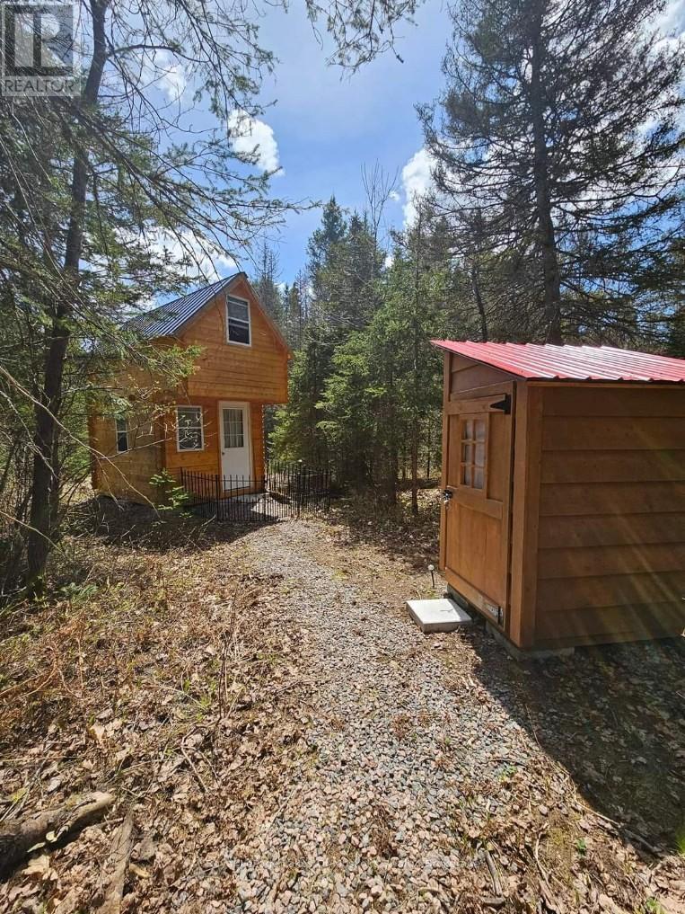 












77 GRINDSTONE ROAD

,
Magnetawan,




Ontario
P0A1Z0


