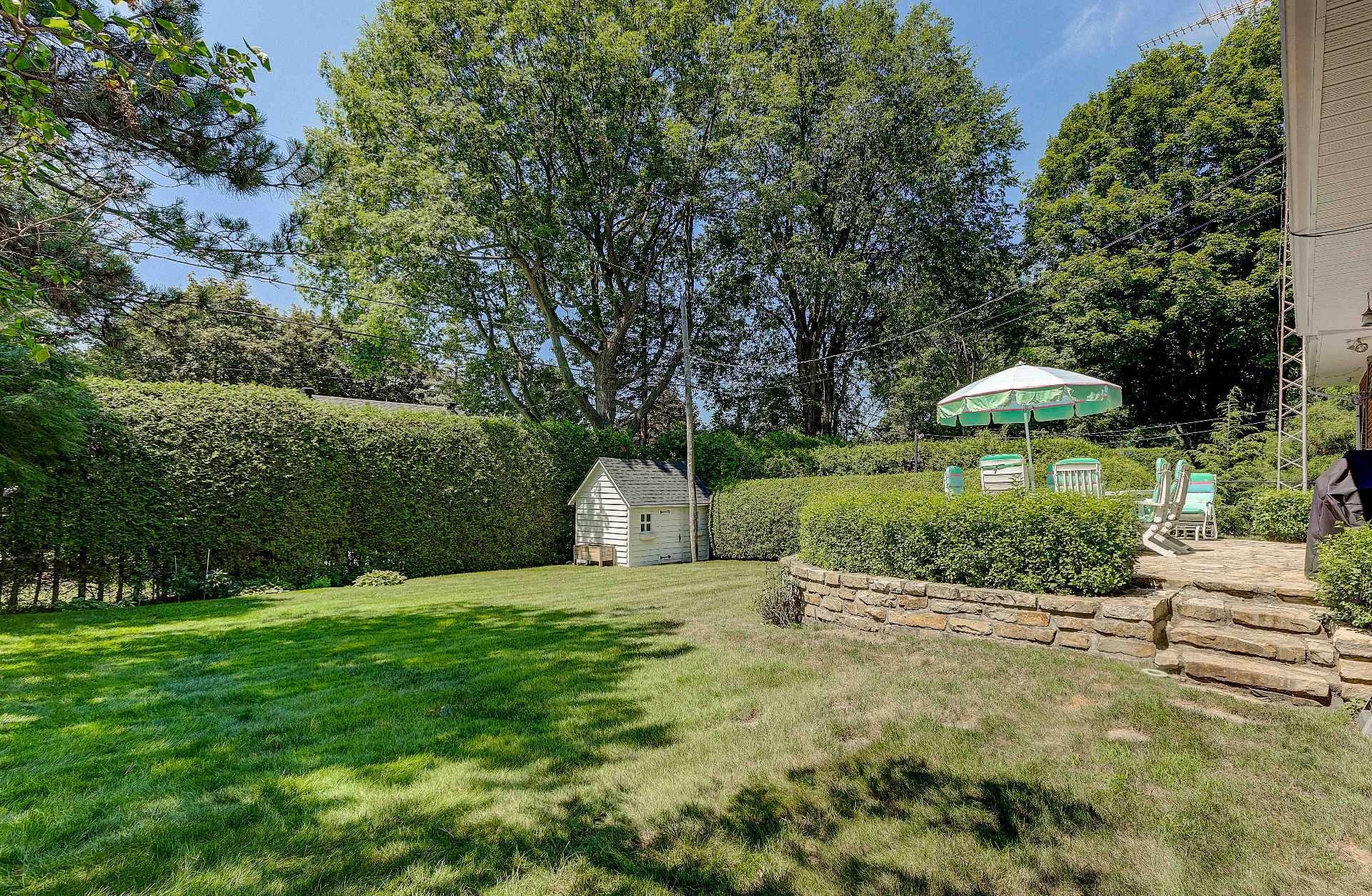 









1795


Rue Edgewood

,
Saint-Bruno-de-Montarville,




QC
J3V4P1

