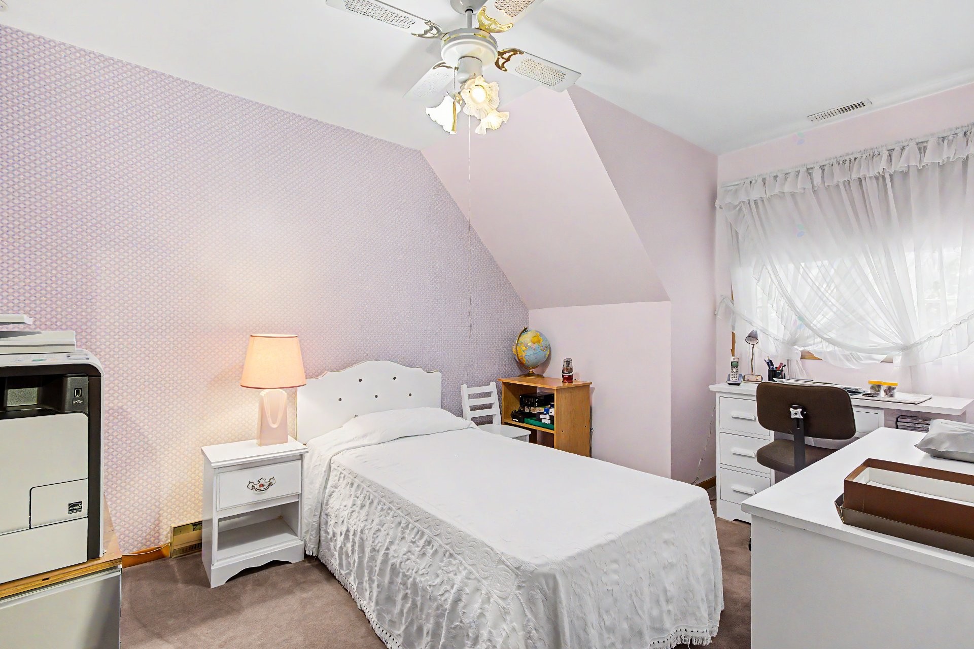 









1795


Rue Edgewood

,
Saint-Bruno-de-Montarville,




QC
J3V4P1

