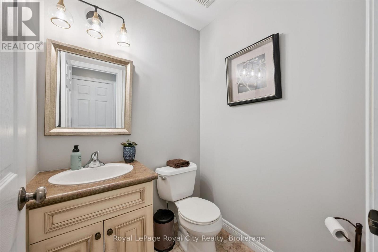 












169 WHEELER COURT

,
Guelph/Eramosa (Rockwood),




Ontario
N0B2K0

