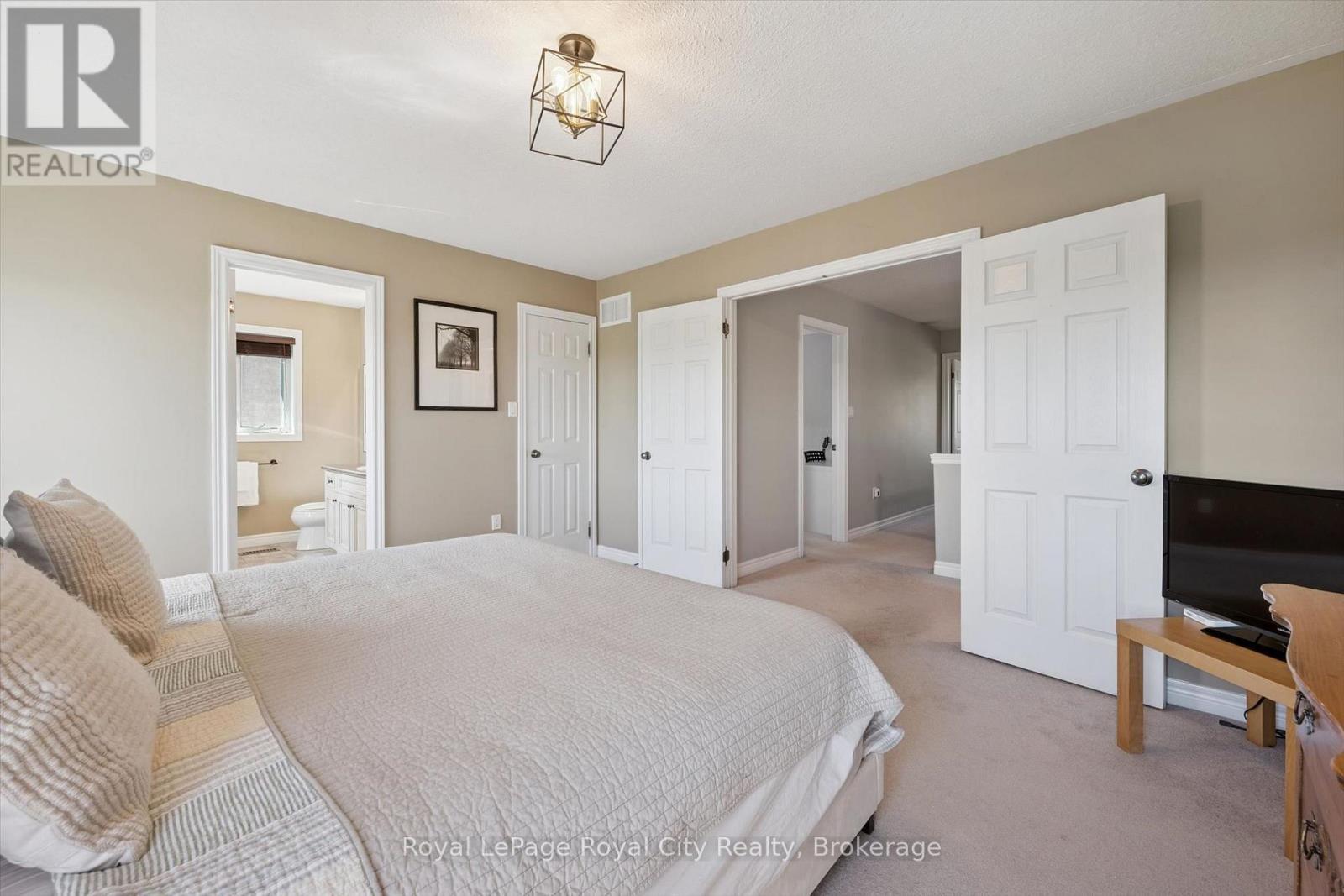 












169 WHEELER COURT

,
Guelph/Eramosa (Rockwood),




Ontario
N0B2K0

