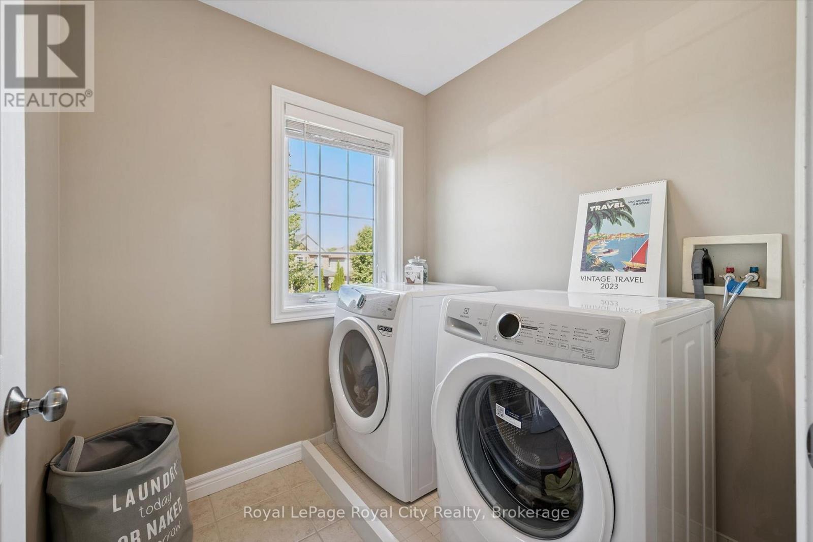 












169 WHEELER COURT

,
Guelph/Eramosa (Rockwood),




Ontario
N0B2K0

