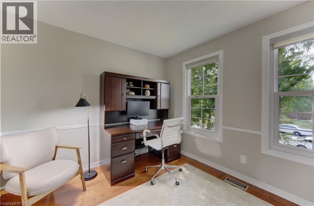 












307 GRAND RIVER Boulevard

,
Kitchener,




Ontario
N2A3H4

