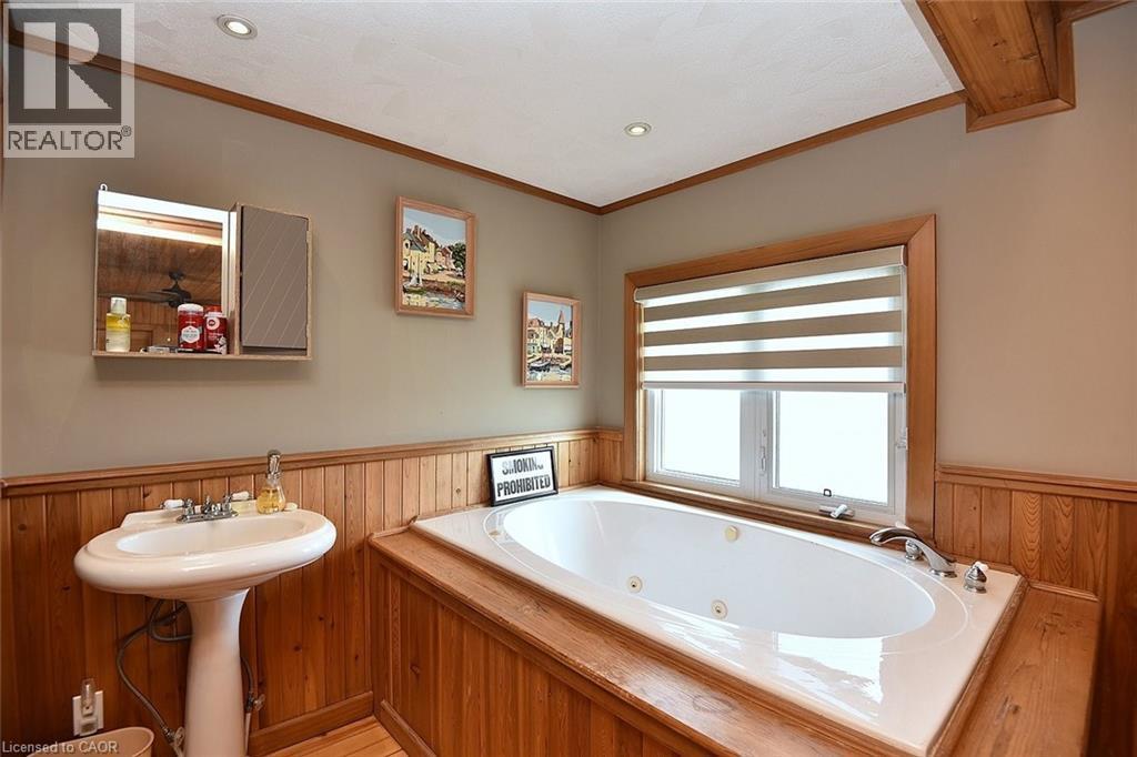 












24 WINGER BAY Lane

,
Selkirk,




Ontario
N0A1P0

