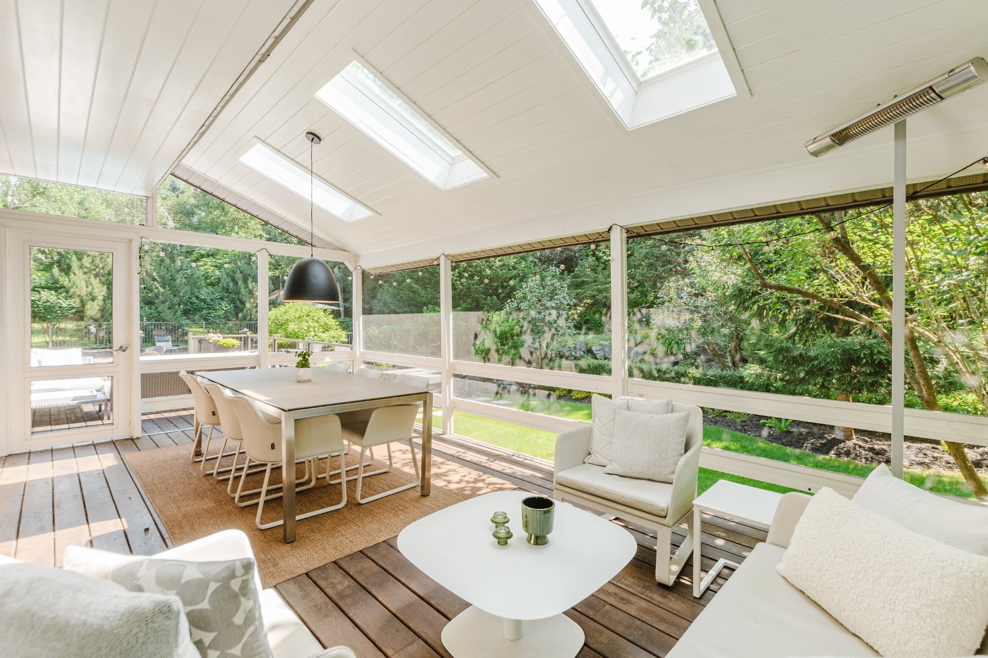 









1750


Rue du Sommet-Trinité

,
Saint-Bruno-de-Montarville,




QC
J3V6E4

