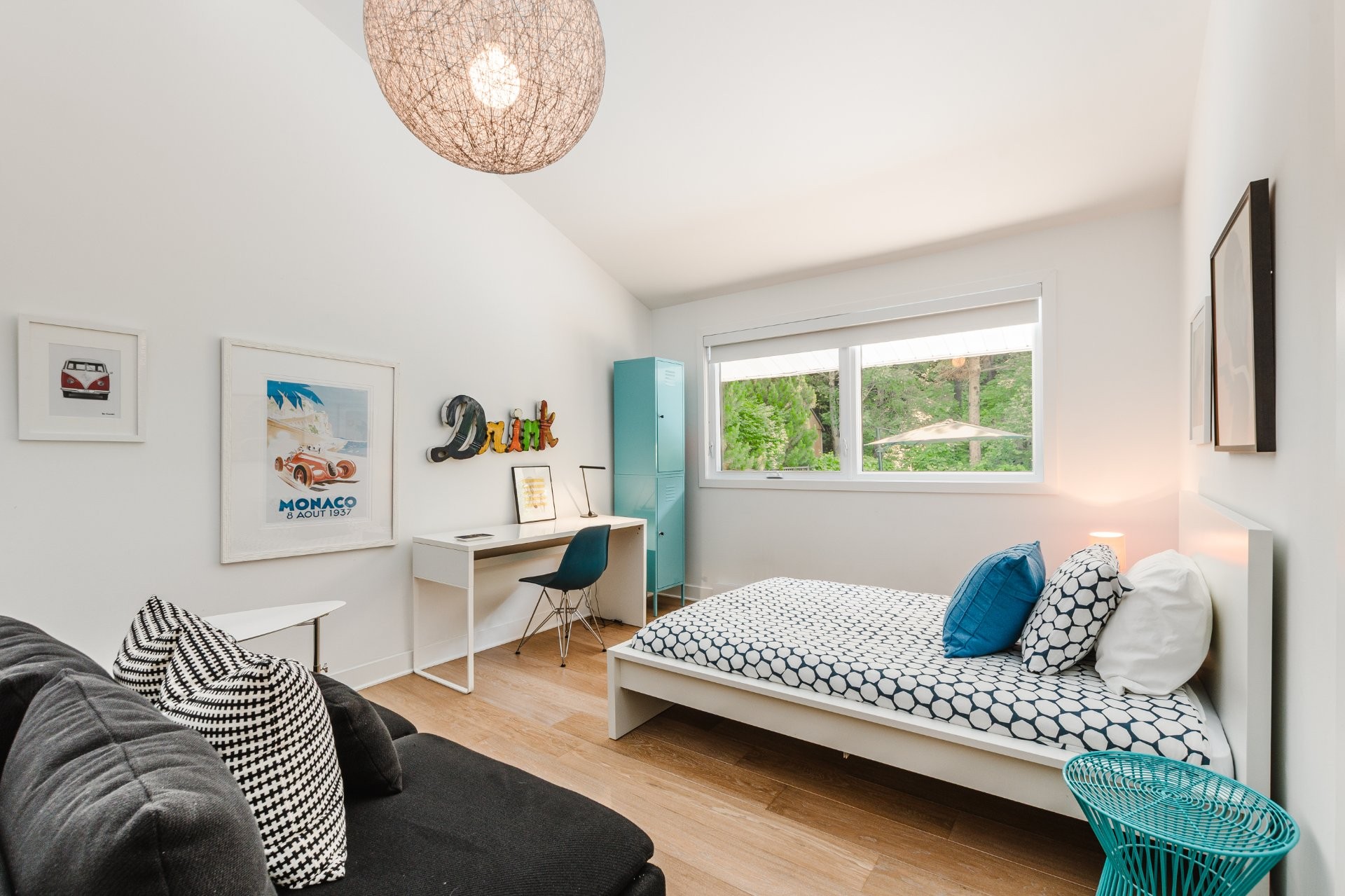 









1750


Rue du Sommet-Trinité

,
Saint-Bruno-de-Montarville,




QC
J3V6E4

