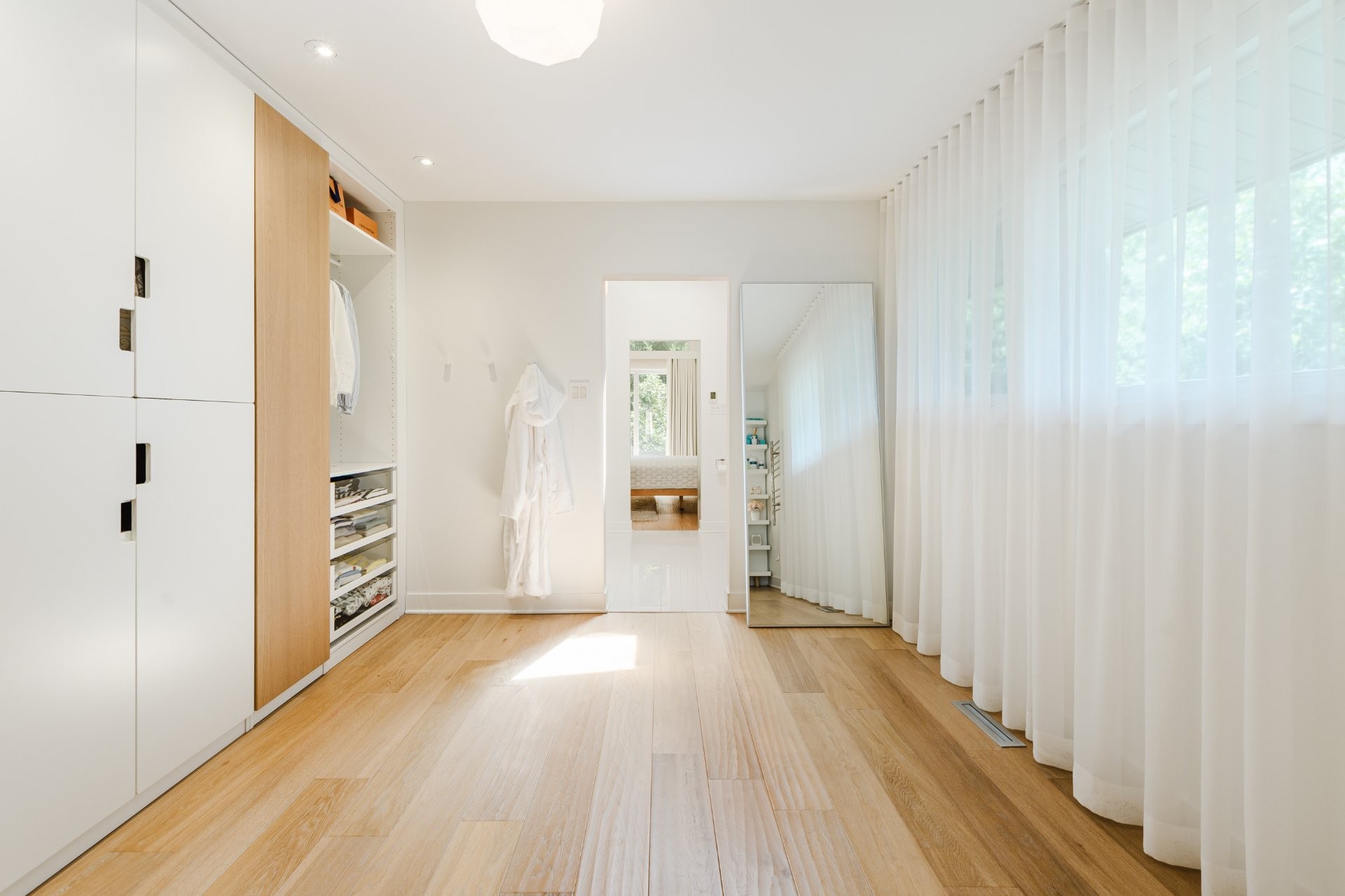 









1750


Rue du Sommet-Trinité

,
Saint-Bruno-de-Montarville,




QC
J3V6E4

