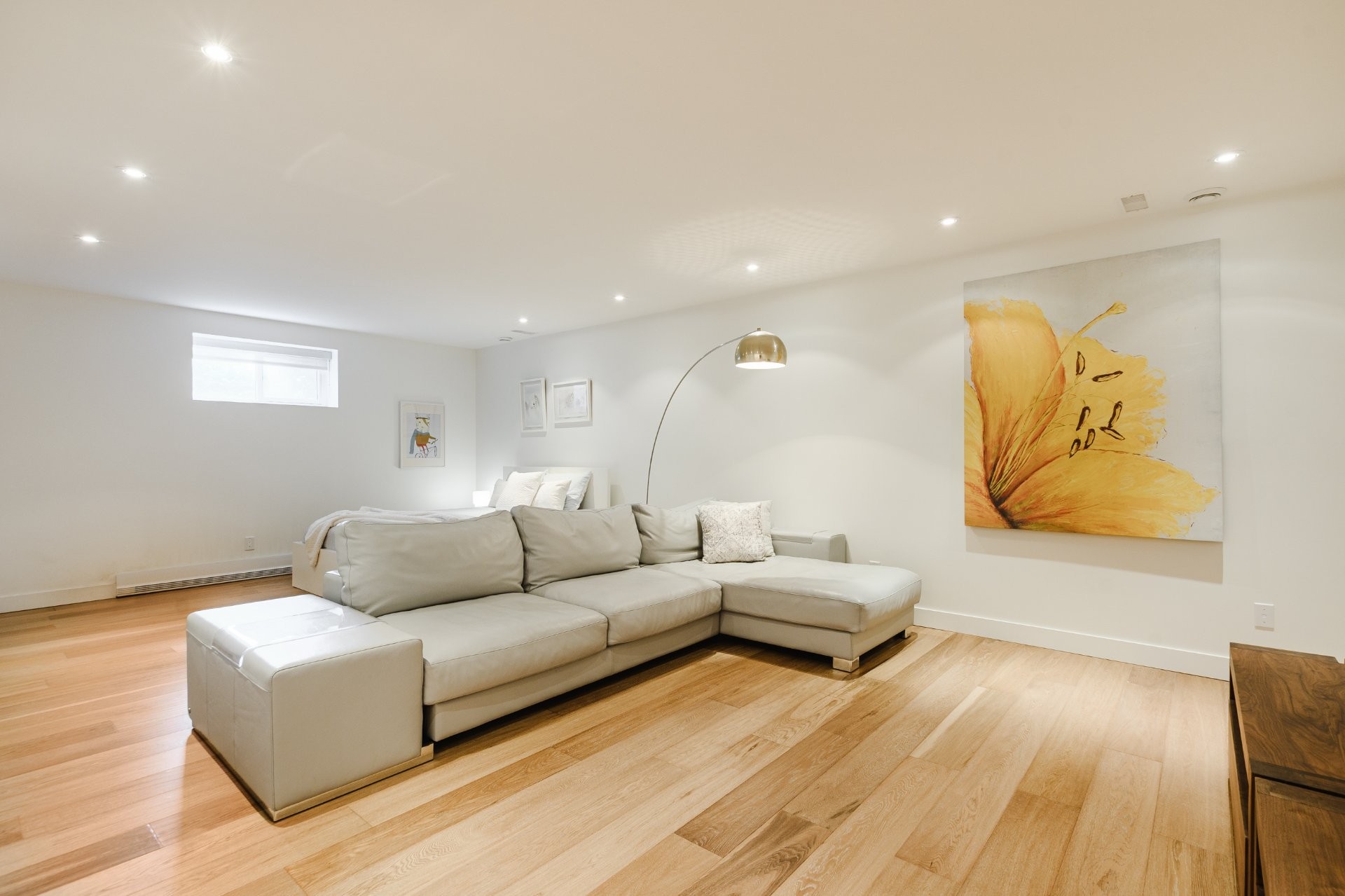 









1750


Rue du Sommet-Trinité

,
Saint-Bruno-de-Montarville,




QC
J3V6E4

