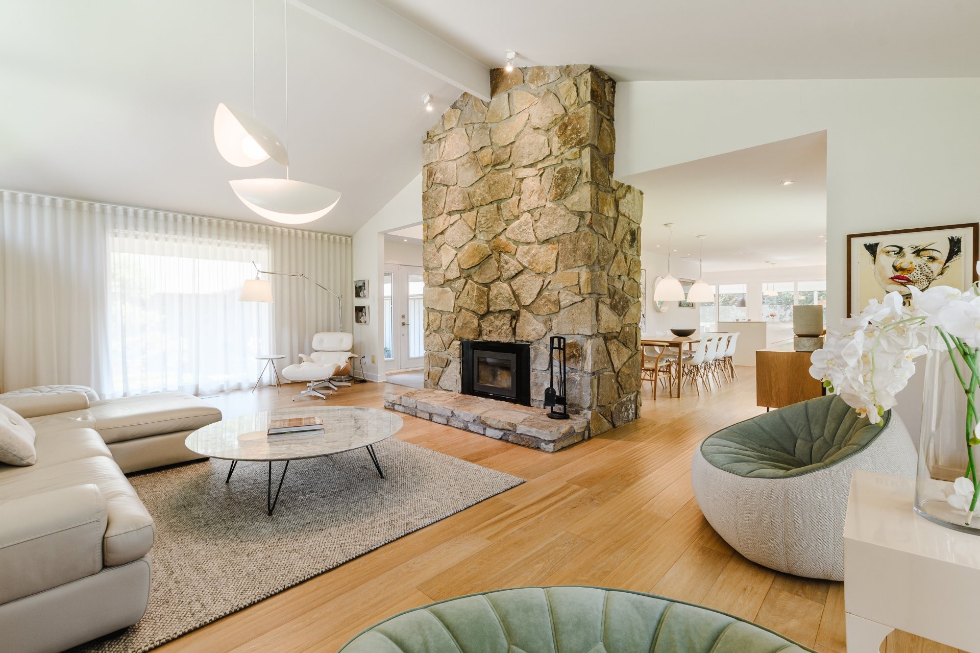 









1750


Rue du Sommet-Trinité

,
Saint-Bruno-de-Montarville,




QC
J3V6E4

