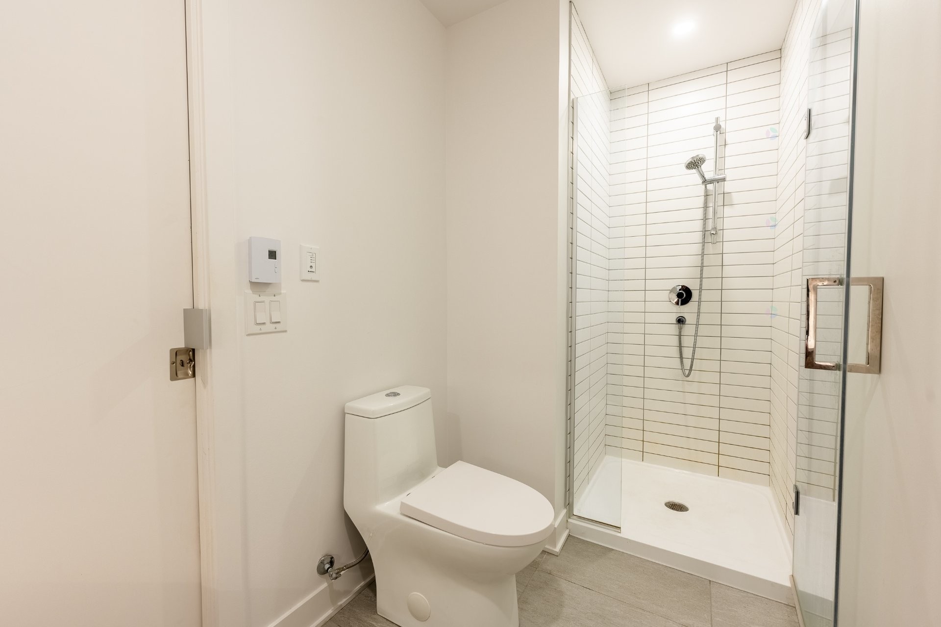 









1150


Boul. René-Lévesque E.

, 422,
Montréal (Ville-Marie),




QC
H2L0J6


