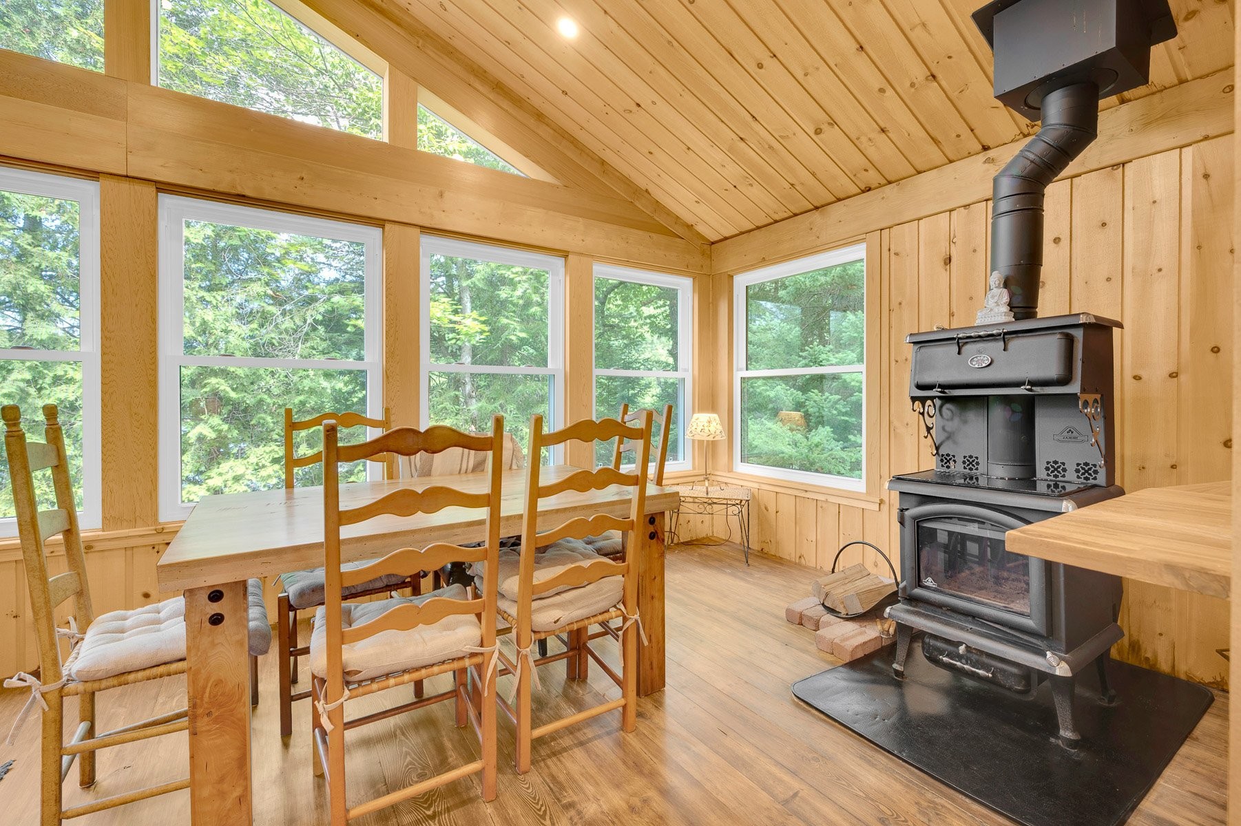 









227


Ch. des Gais-Lurons

,
Saint-Adolphe-d'Howard,




QC
J0T2B0

