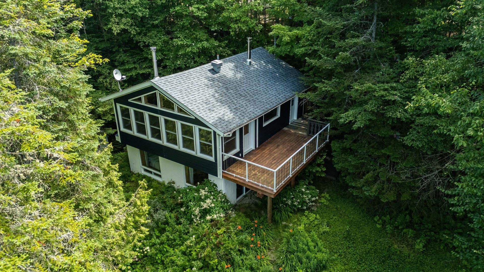 









227


Ch. des Gais-Lurons

,
Saint-Adolphe-d'Howard,




QC
J0T2B0

