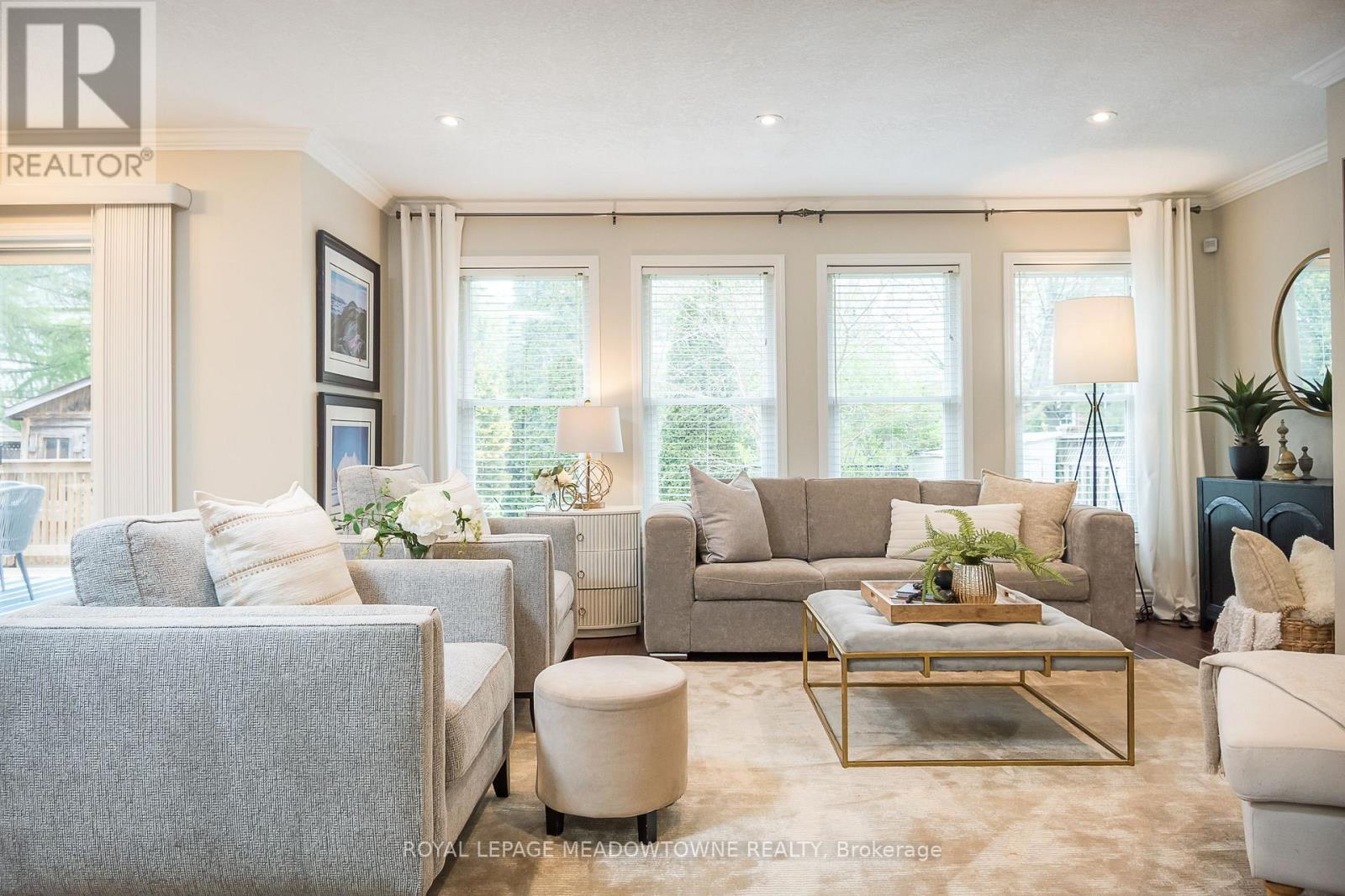 












23 BAGGS CRESCENT

,
Cambridge,




Ontario
N1T2E9

