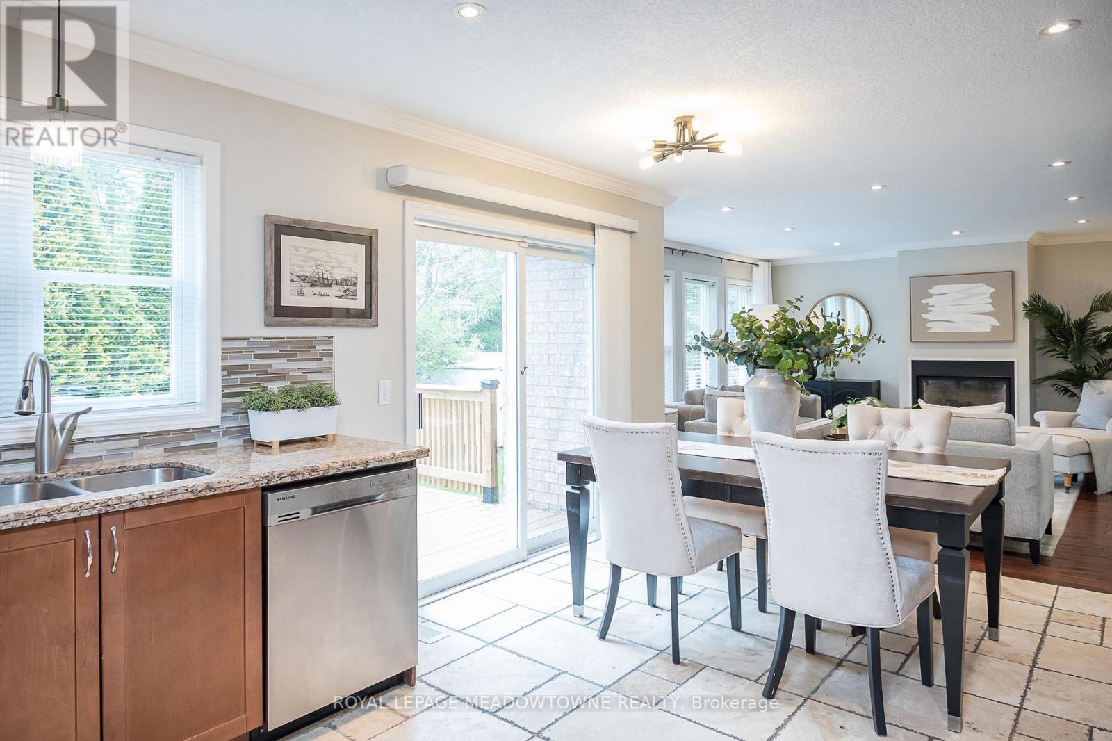 












23 BAGGS CRESCENT

,
Cambridge,




Ontario
N1T2E9

