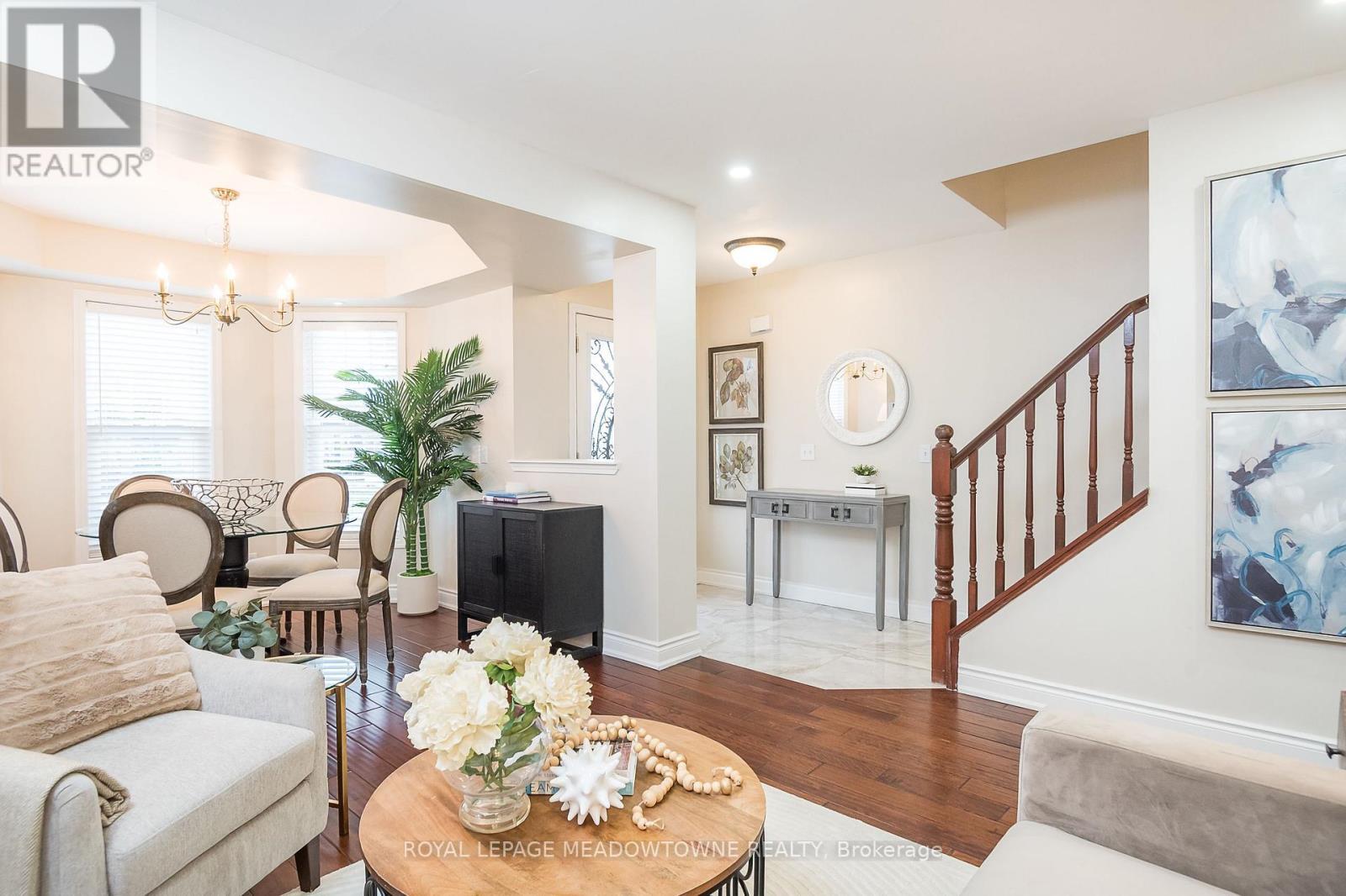 












23 BAGGS CRESCENT

,
Cambridge,




Ontario
N1T2E9

