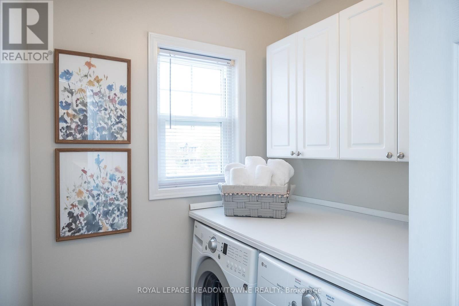 












23 BAGGS CRESCENT

,
Cambridge,




Ontario
N1T2E9

