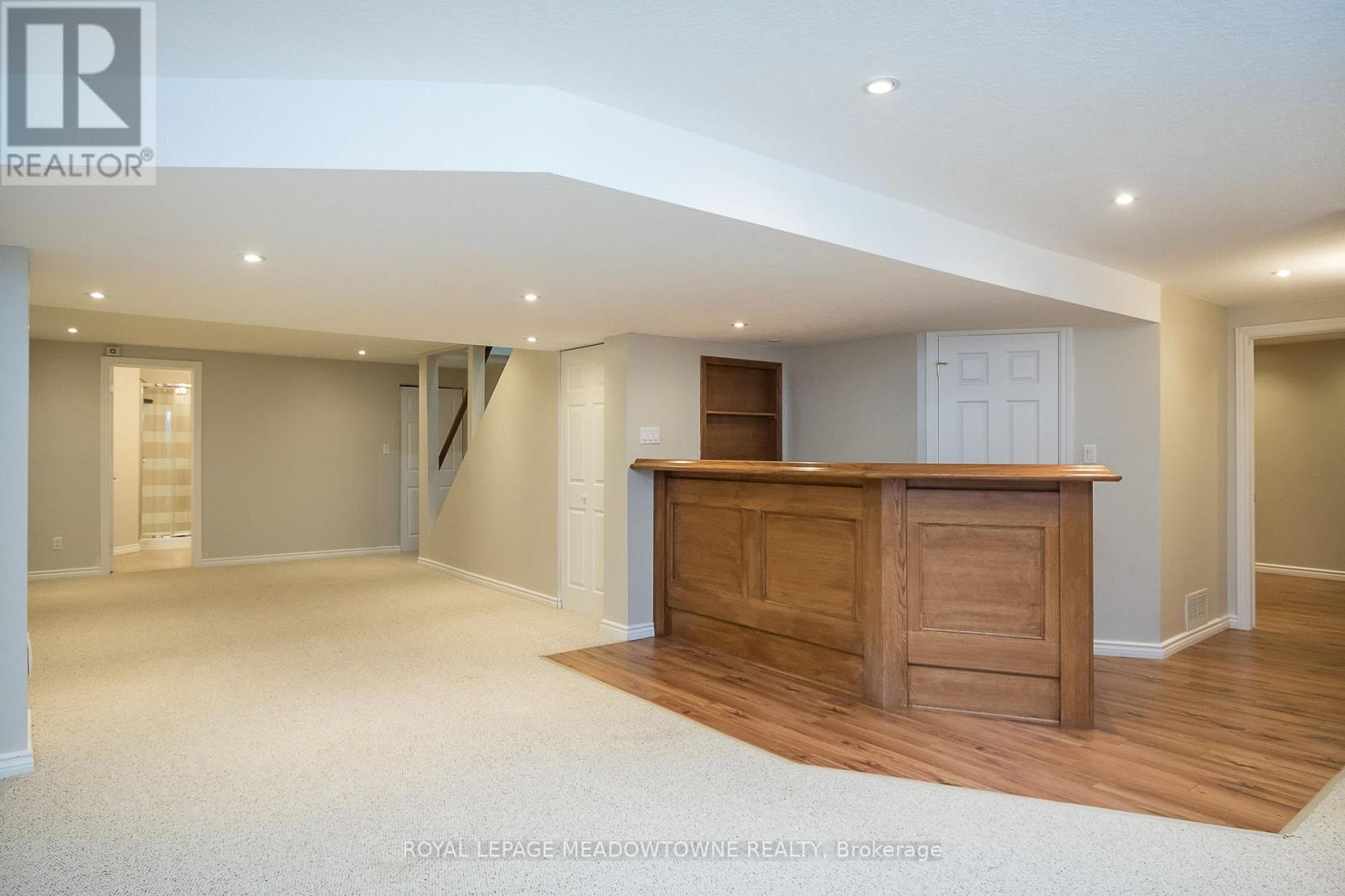 












23 BAGGS CRESCENT

,
Cambridge,




Ontario
N1T2E9

