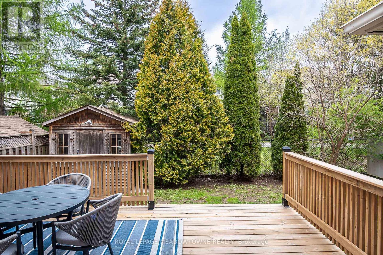 












23 BAGGS CRESCENT

,
Cambridge,




Ontario
N1T2E9

