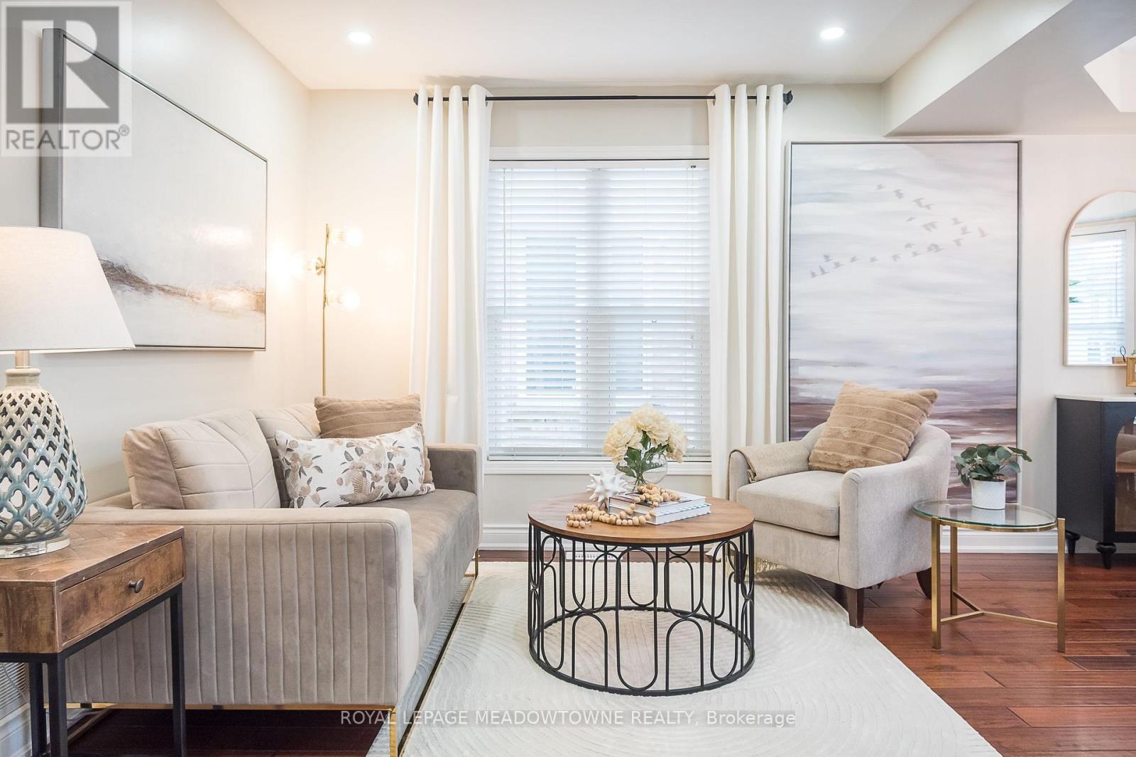 












23 BAGGS CRESCENT

,
Cambridge,




Ontario
N1T2E9

