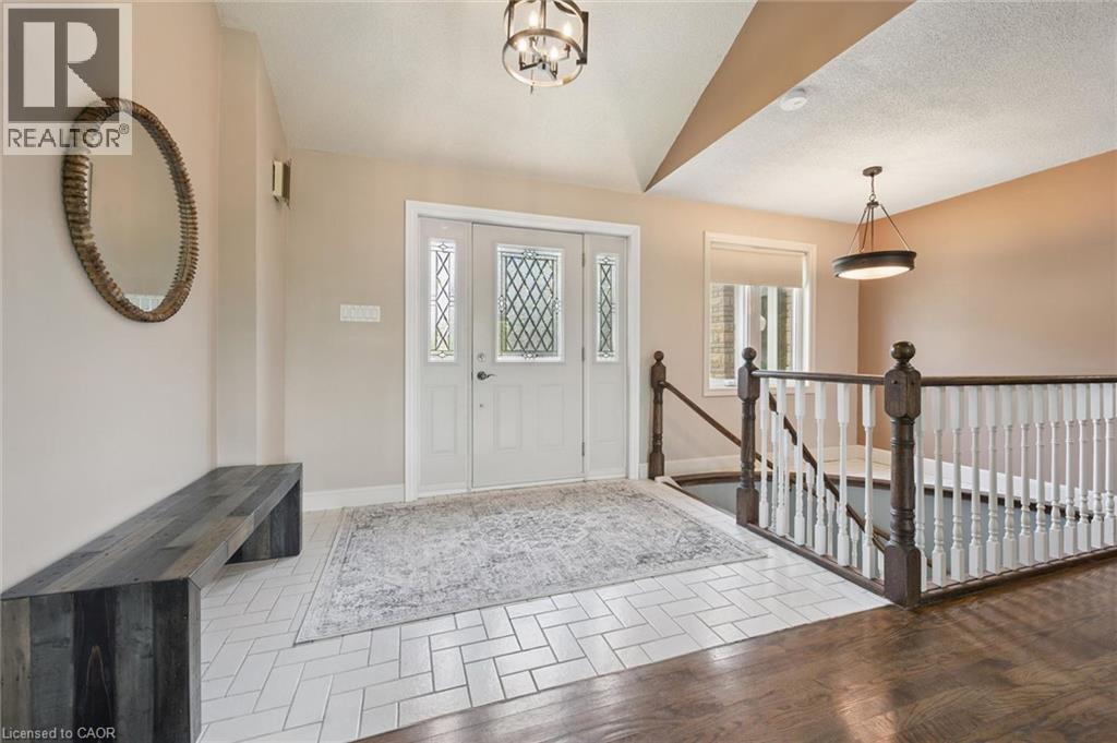 












8060 WELLINGTON RD 18

,
Fergus,




Ontario
N1M2W5

