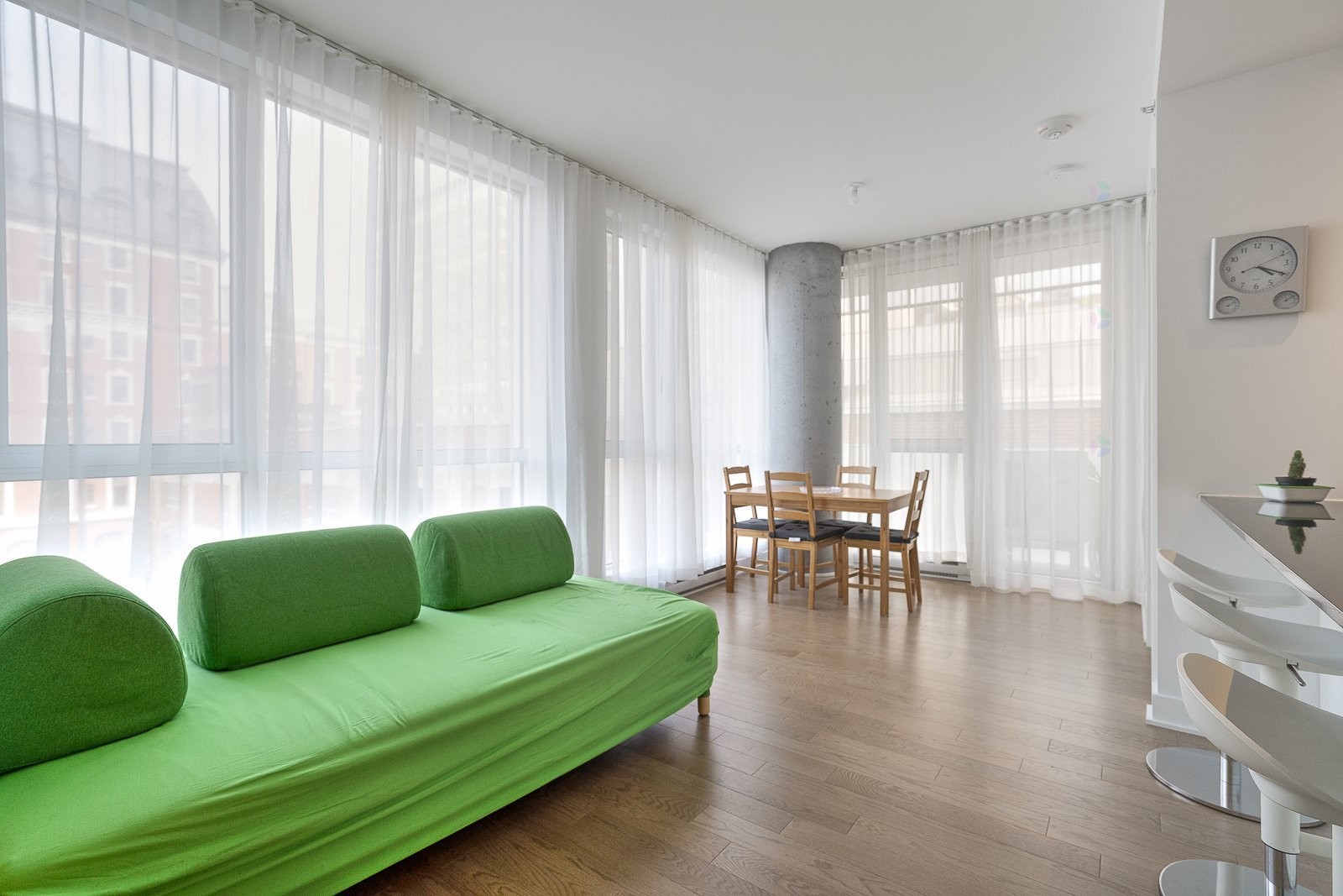 









1211


Rue Drummond

, 410,
Montréal (Ville-Marie),




QC
H3G0E6

