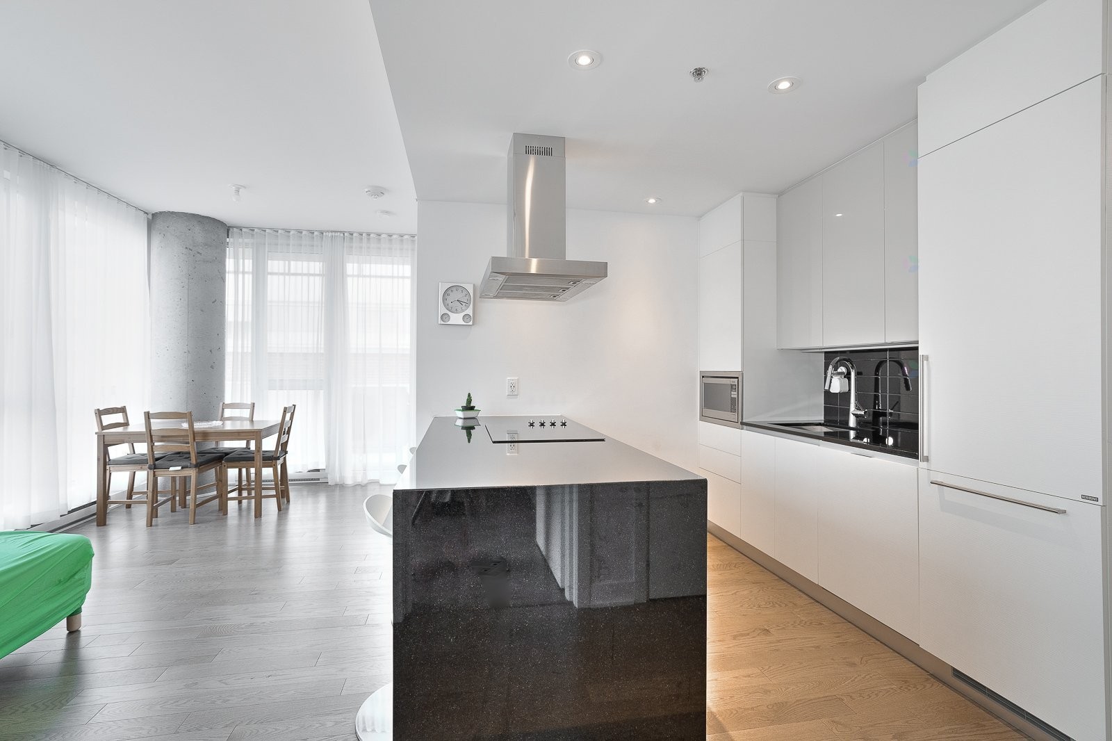 









1211


Rue Drummond

, 410,
Montréal (Ville-Marie),




QC
H3G0E6

