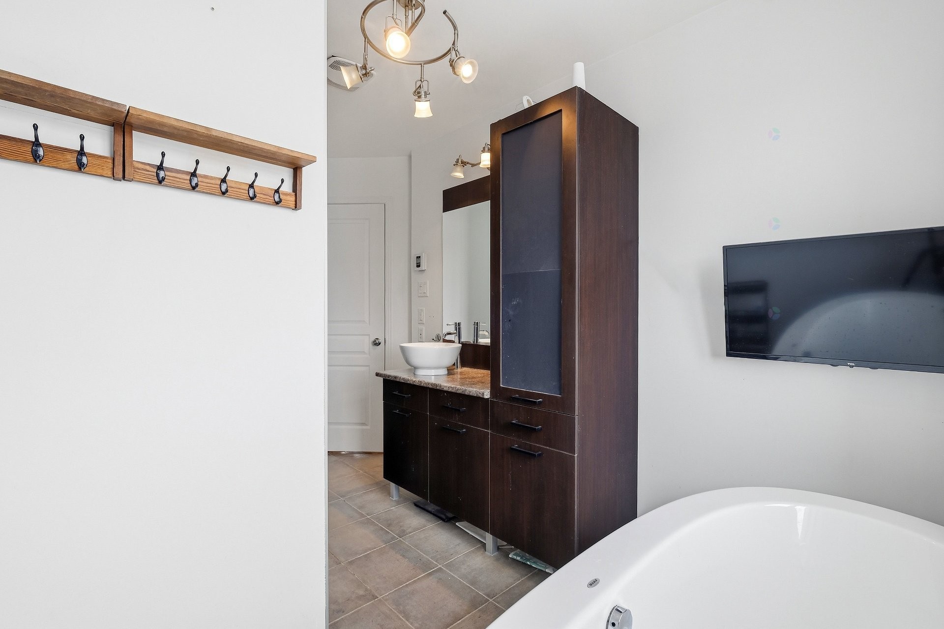 









731


Rue des Huards

,
Contrecoeur,




QC
J0L1C0

