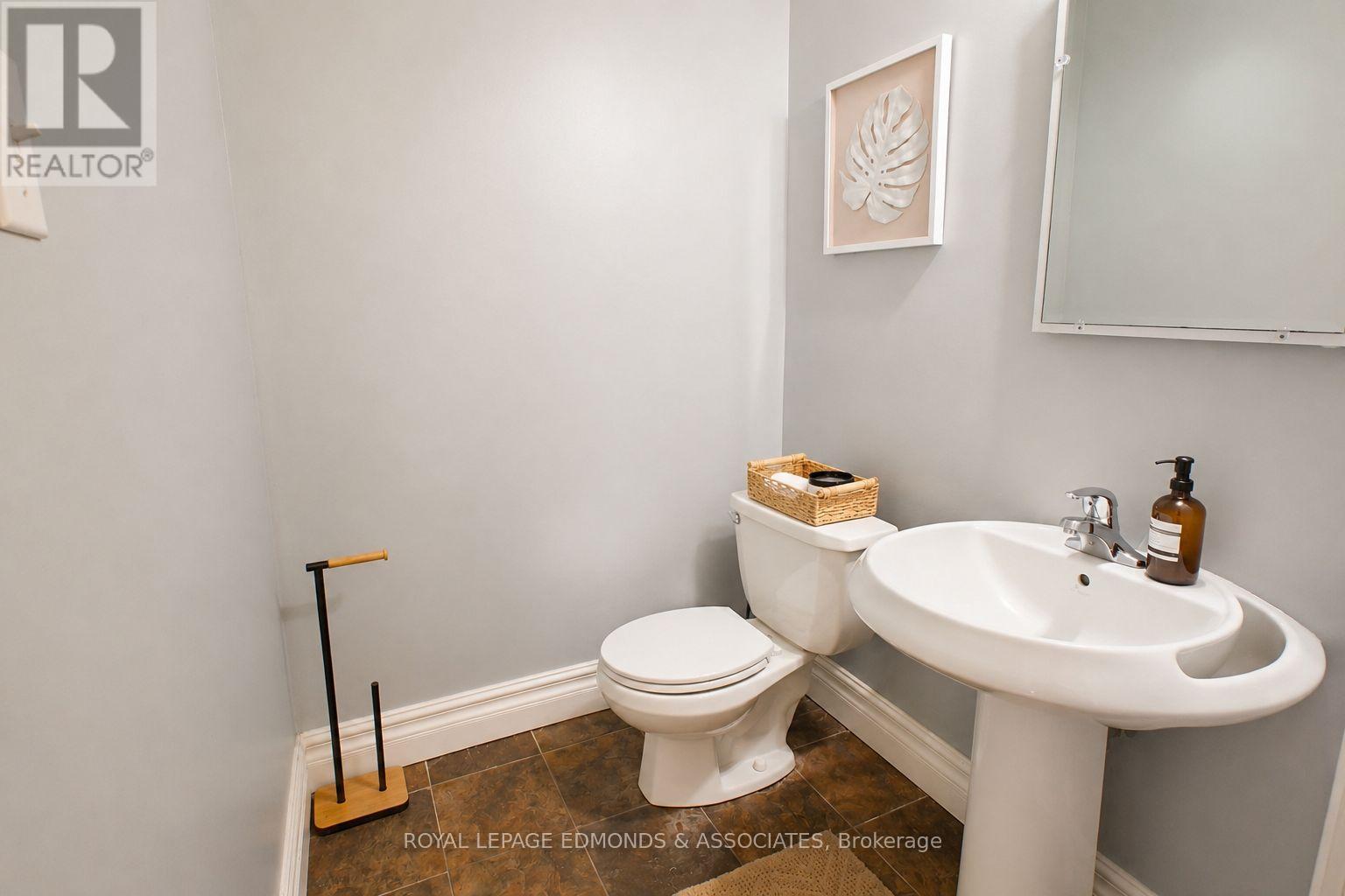 












165 BOB SEGUIN DRIVE

,
Laurentian Hills,




Ontario
K0J1J0


