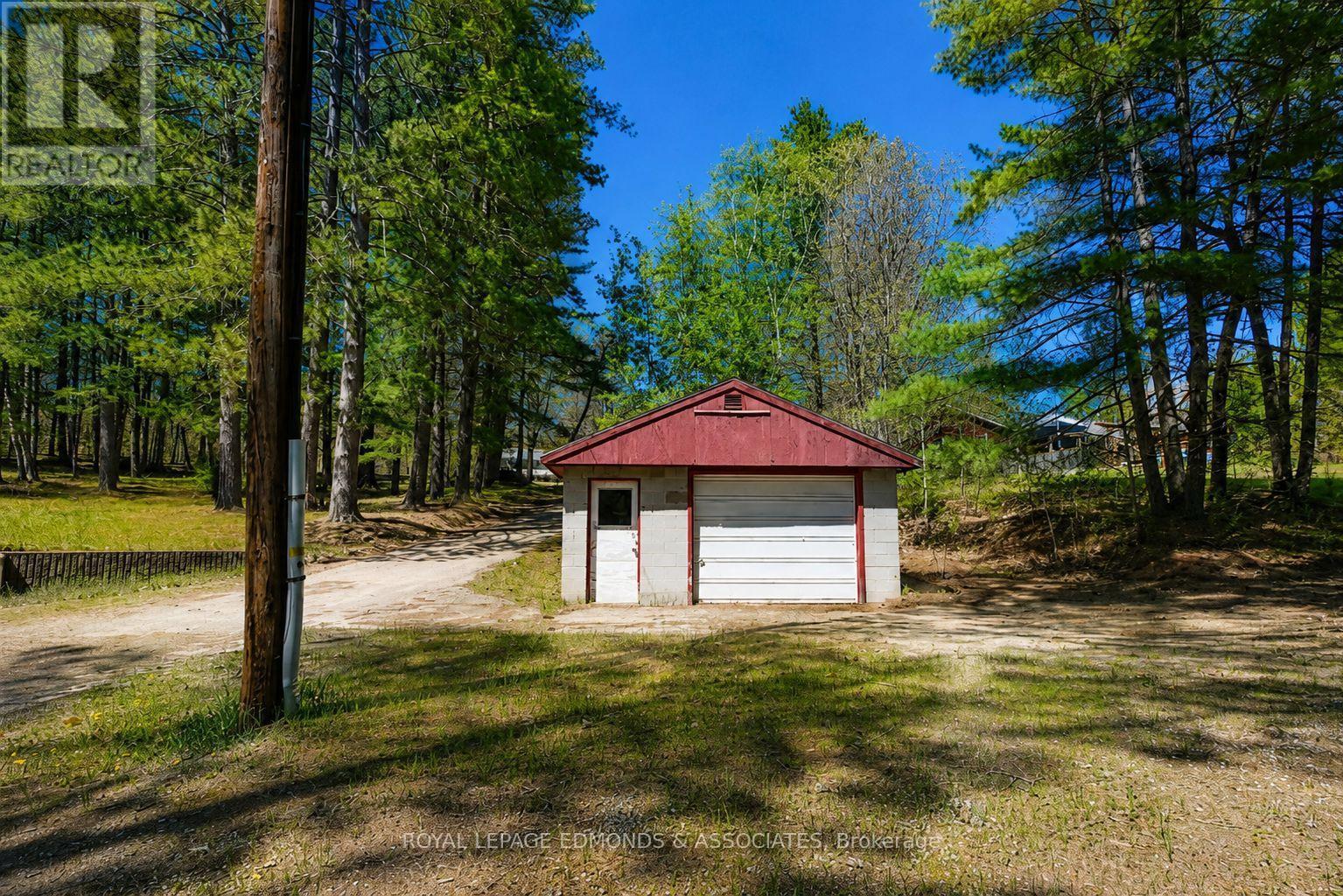 












165 BOB SEGUIN DRIVE

,
Laurentian Hills,




Ontario
K0J1J0

