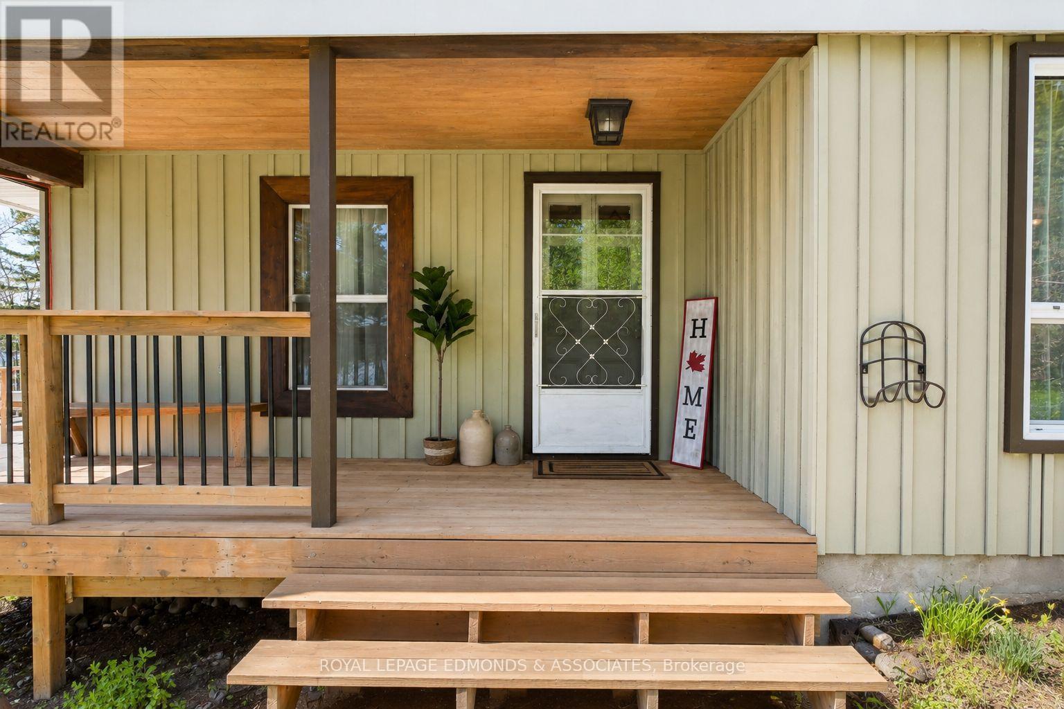 












165 BOB SEGUIN DRIVE

,
Laurentian Hills,




Ontario
K0J1J0

