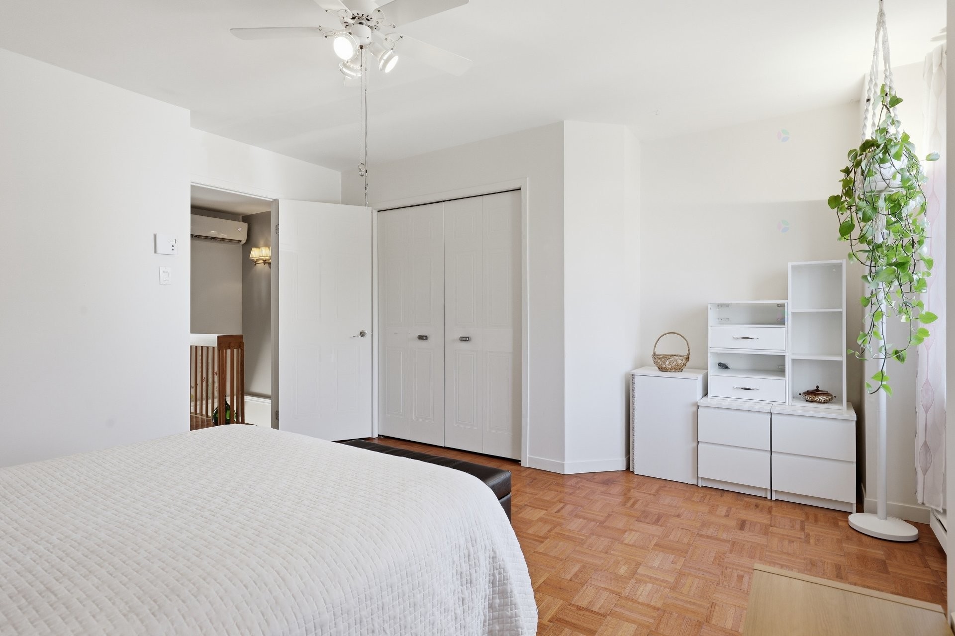 









437


Rue Marchand

,
Mascouche,




QC
J7K3R5

