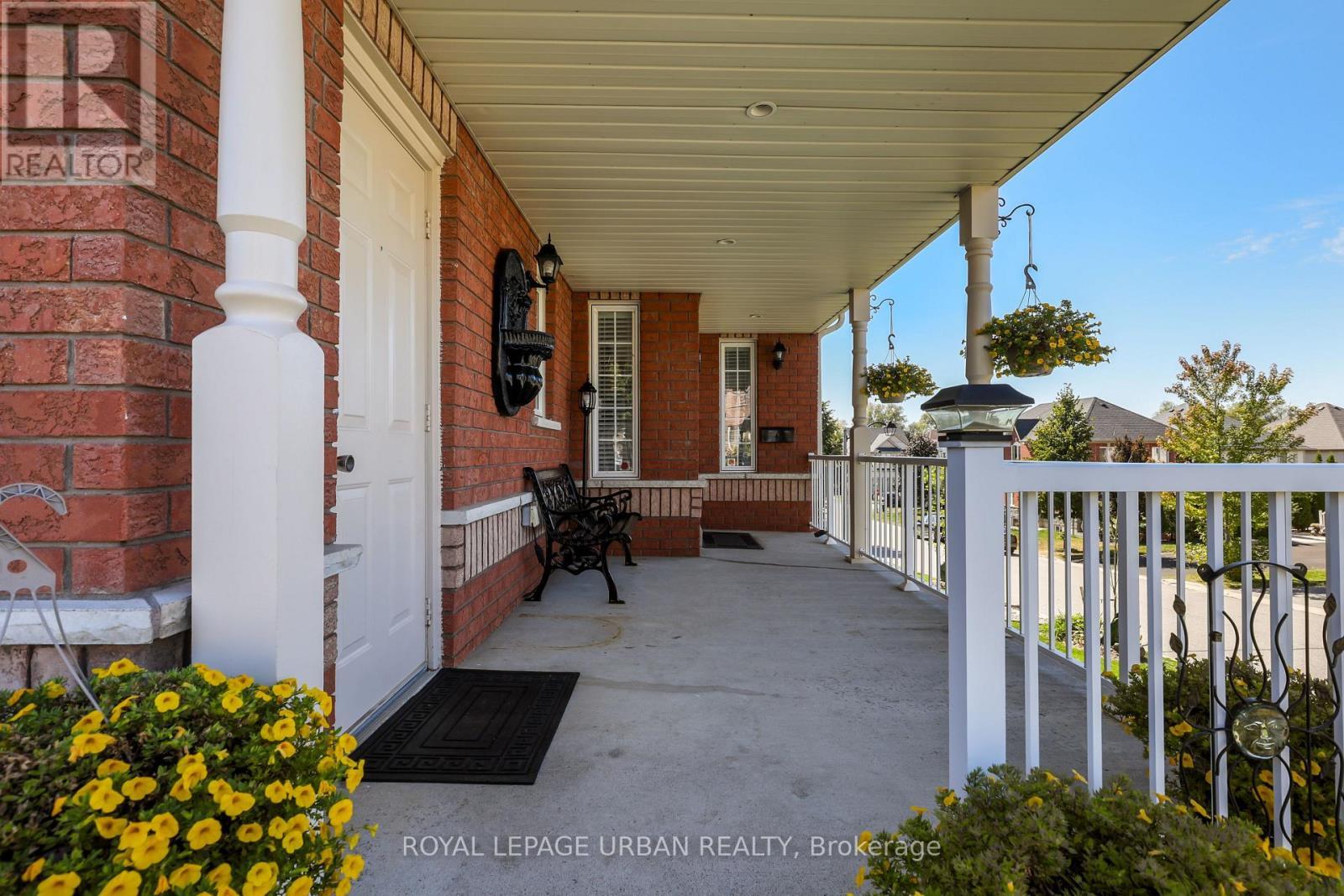 












1081 KESWICK COURT

,
Oshawa,




Ontario
L1K2V2

