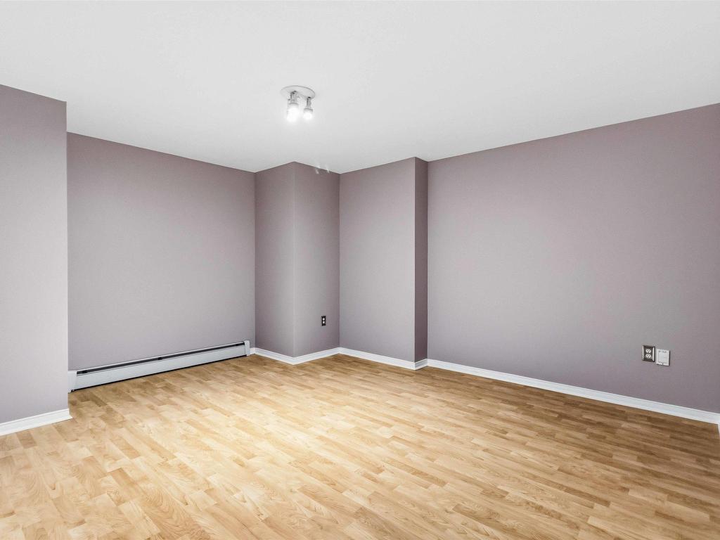 












51 Parklyn Court

,
Westwood Hills,




NS
B3Z 1M5

