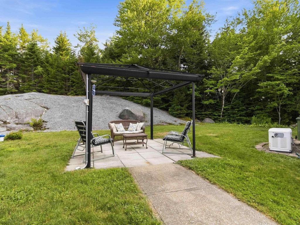 












51 Parklyn Court

,
Westwood Hills,




NS
B3Z 1M5

