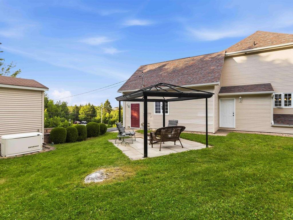 












51 Parklyn Court

,
Westwood Hills,




NS
B3Z 1M5

