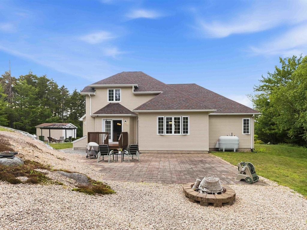 












51 Parklyn Court

,
Westwood Hills,




NS
B3Z 1M5

