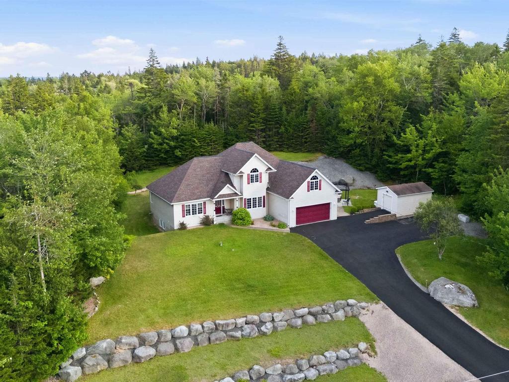 












51 Parklyn Court

,
Westwood Hills,




NS
B3Z 1M5

